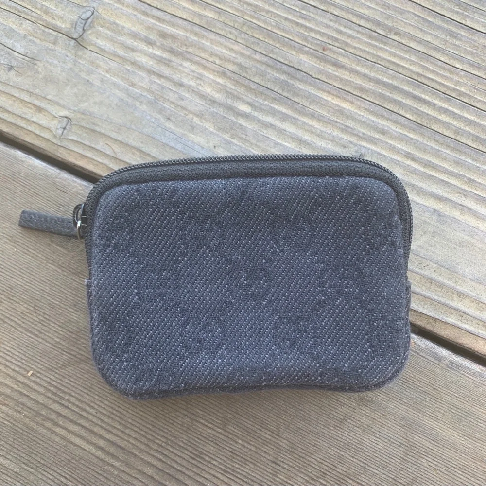 Gucci Black Small Zip Pouch Wallet - Picture 3 of 6